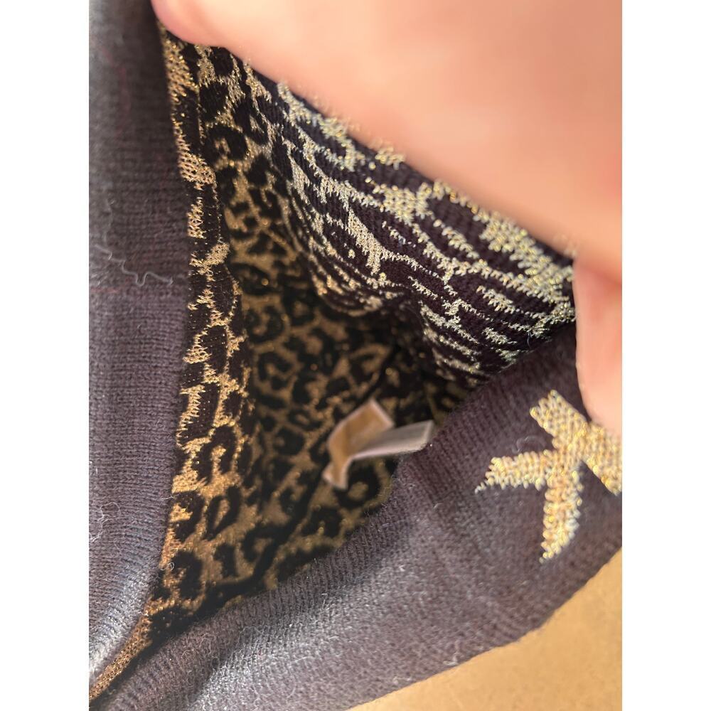 Michael Kors‎ Metallic Leporad Beanie in Black and Gold - Picture 3 of 6